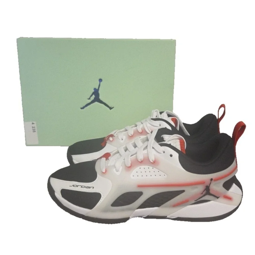 Jordan Heir Series Bloodline Basketball Shoes in FQ3858-106 Mens Size 8